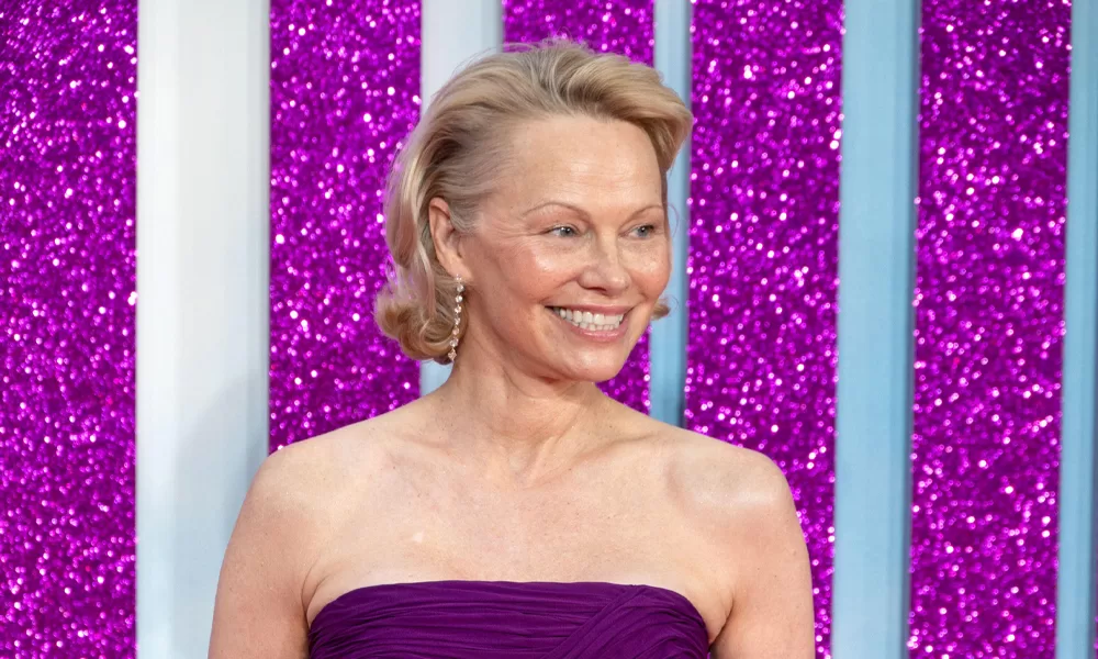 corte Pamela Anderson