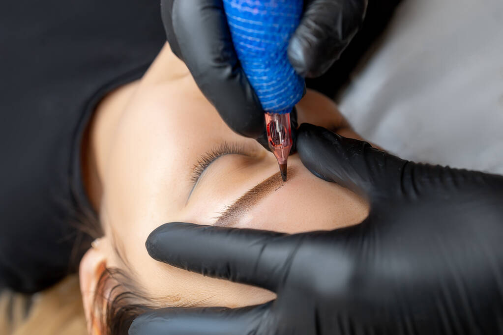 Micropigmentación de Cejas